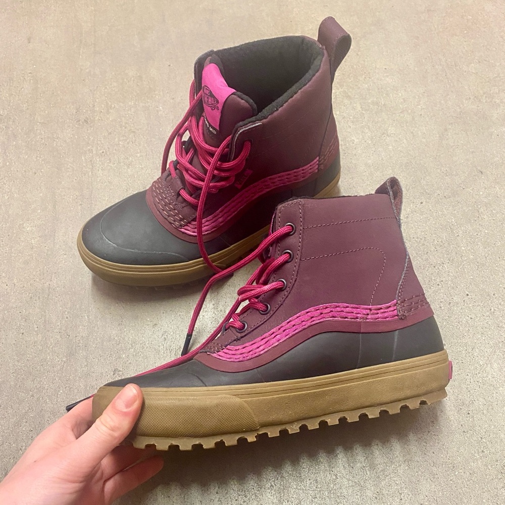 Vans Pink and Brown Winter Boots - Picture 7 of 11
